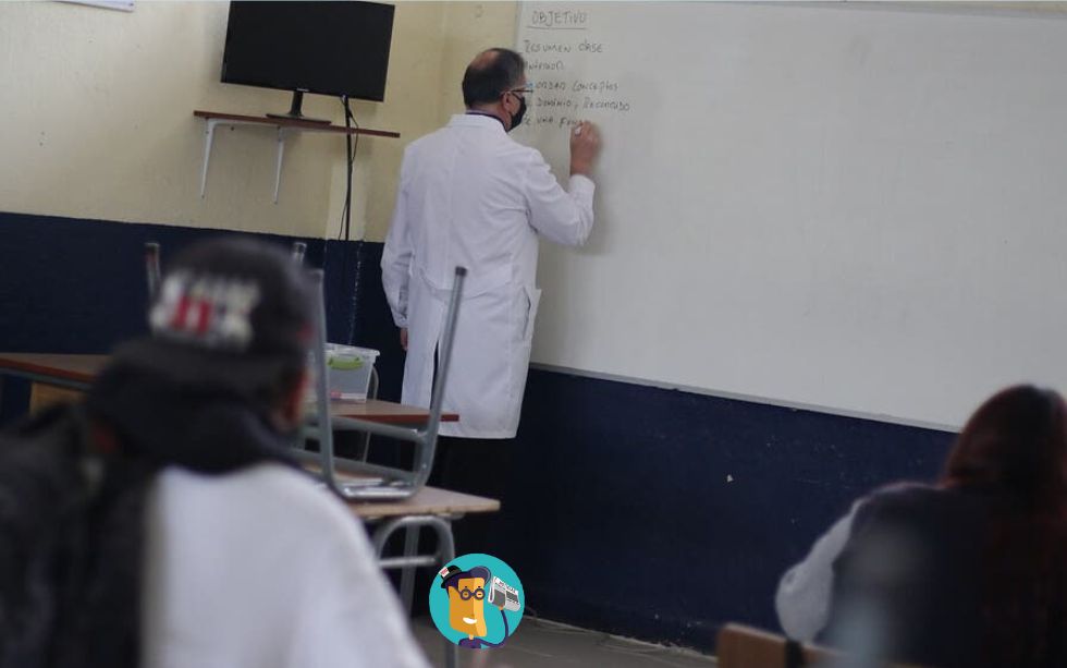Estudio de investigadora Usach revela aumento de educadores venezolanos en colegios particulares subvencionados