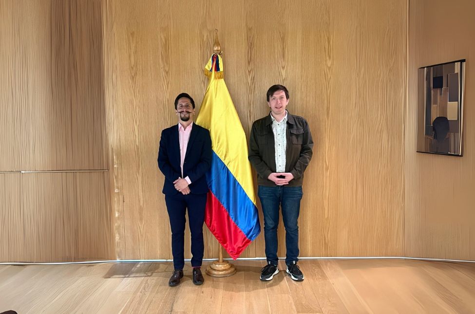 Nos reunimos con la Embajada de Colombia para presentar nuestro trabajo y dialogar sobre las necesidades de la comunidad en Chile